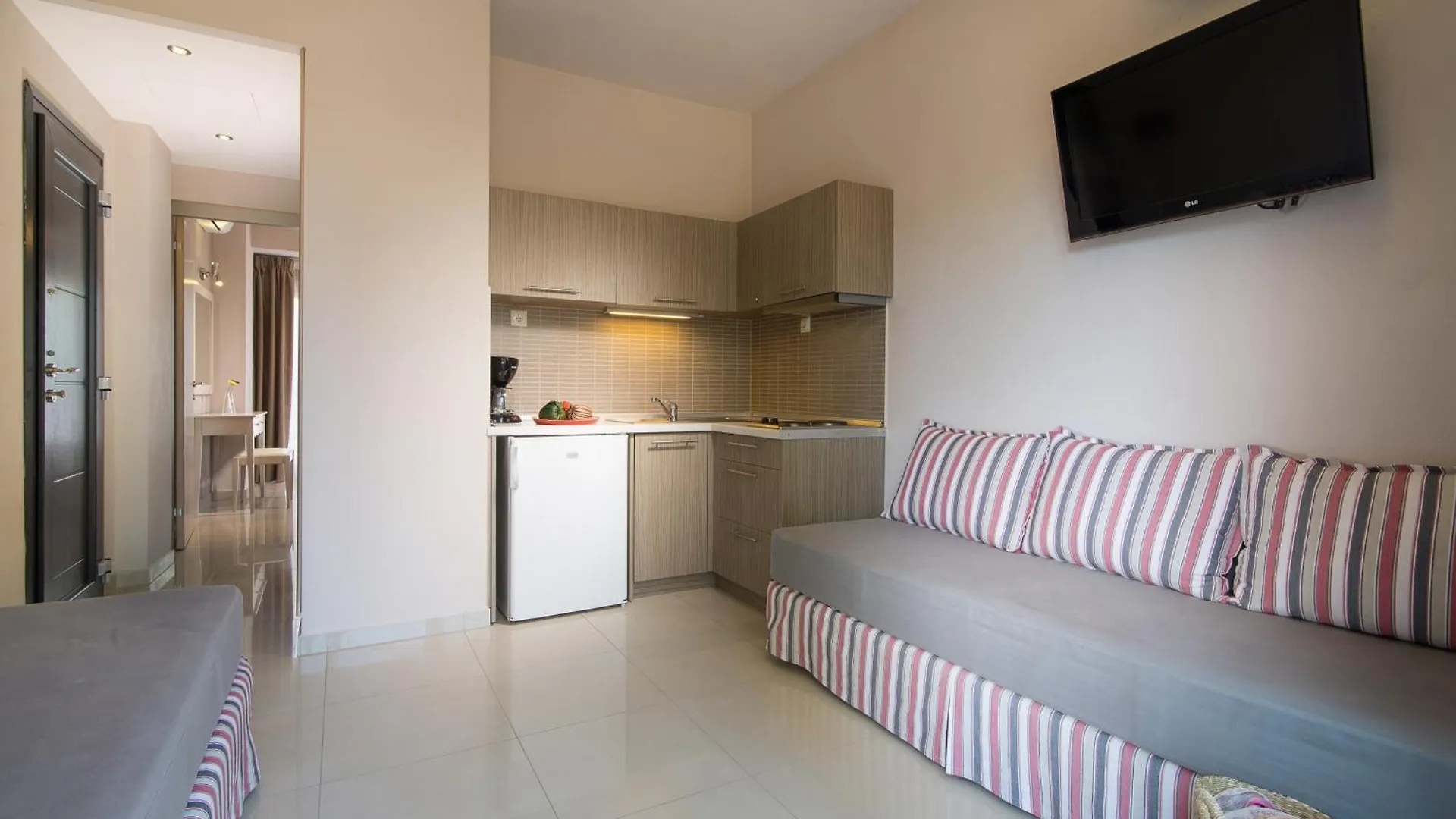 Filippos Apartments & Studios Nikiti  Greece